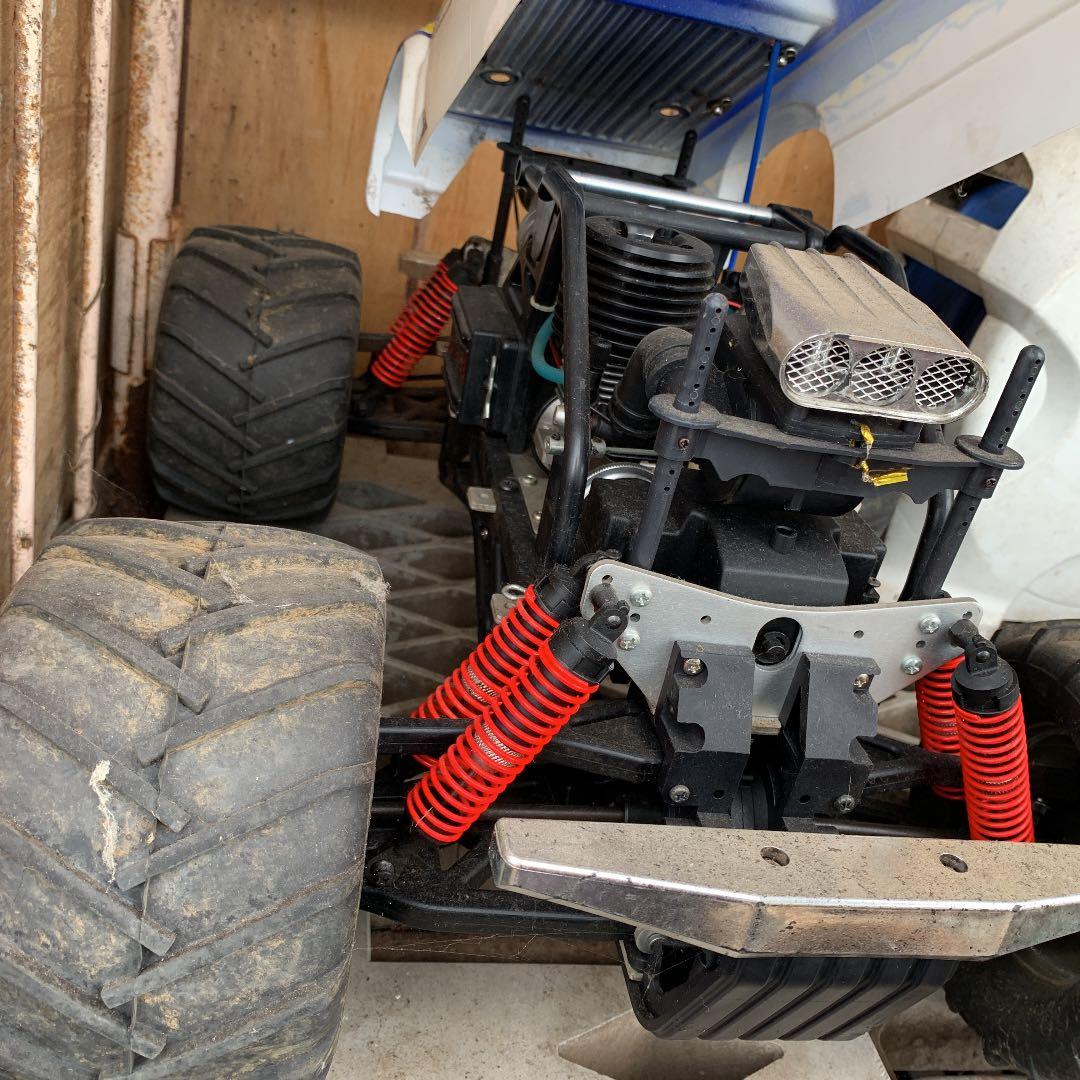 エンジン　ラジコン　4WD 日本製エンジン
