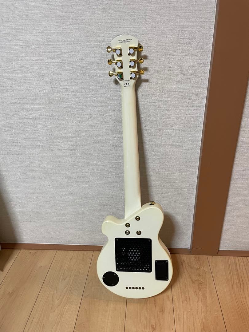 Pignose Guitar ホワイト　ピグノーズギター