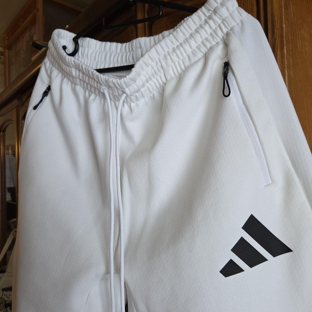 adidas　パーカーセットアップ Lサイズ　ホワイト/ブラック