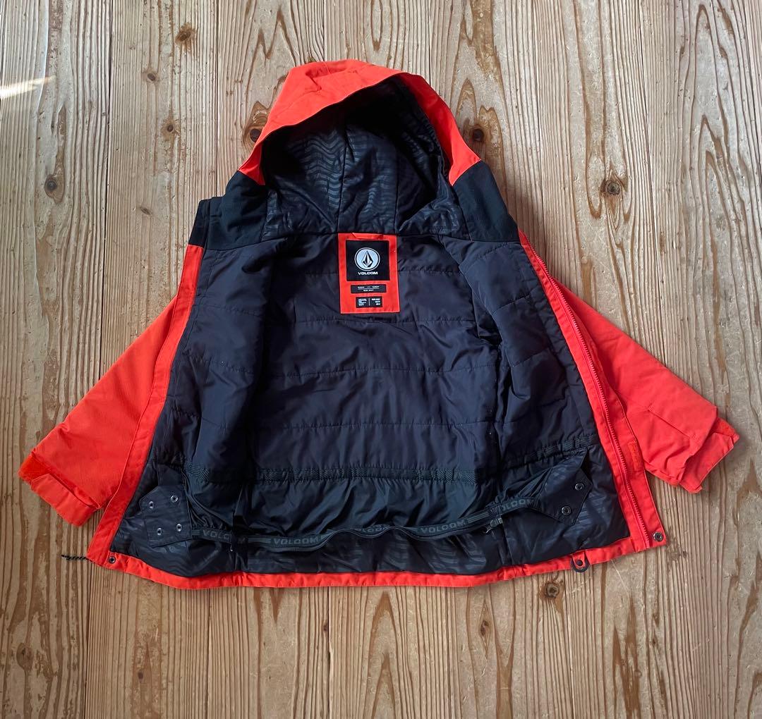 お値下げしました！VOLCOM スノーウェアキッズXS