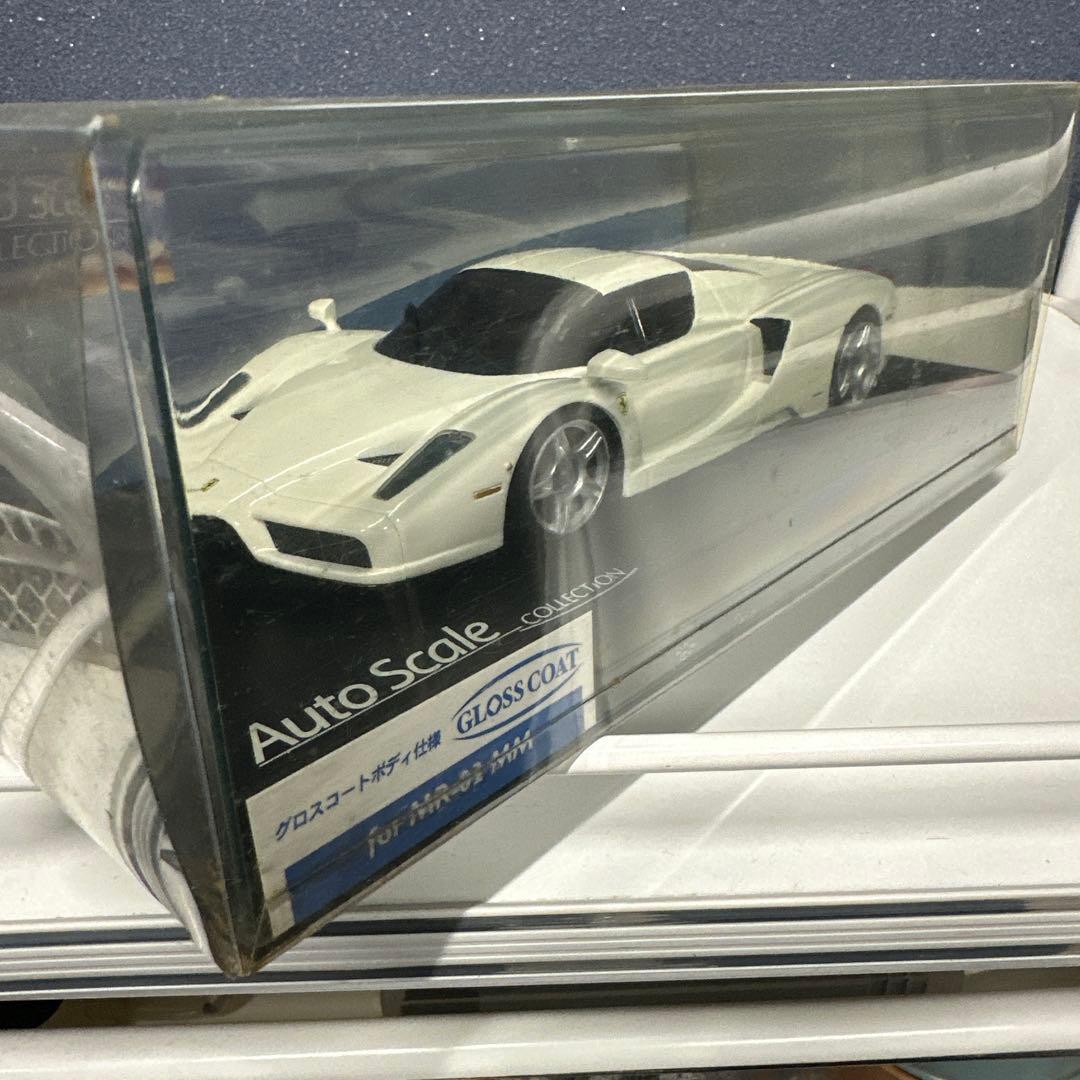 ミニッツボディKYOSHO エンツォフェラーリ ホワイト