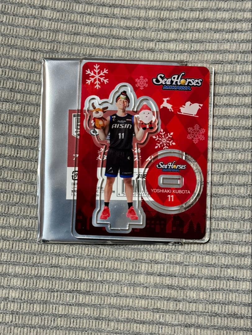 シーホース三河の選手のクリスマス仕様のアクリルスタンドとネームステッカー