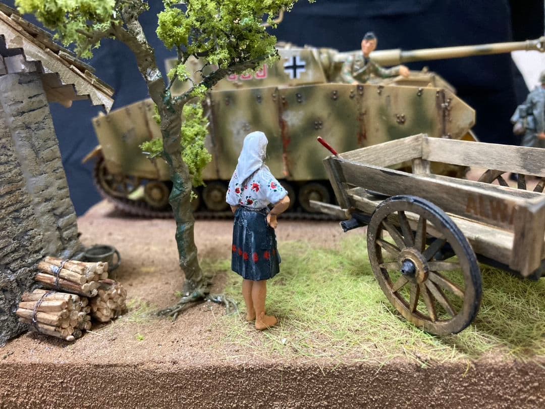 ドイツIV号戦車　ミリタリー　ジオラマ　戦車ダイオラマ 1/35 スケール