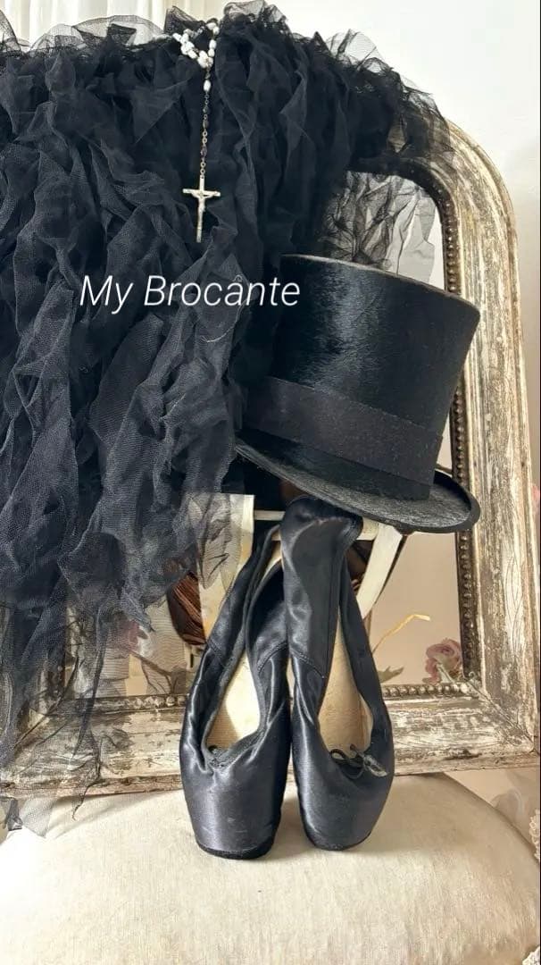 アンティーク雑貨 French Vintage Noir Ballet Slippers