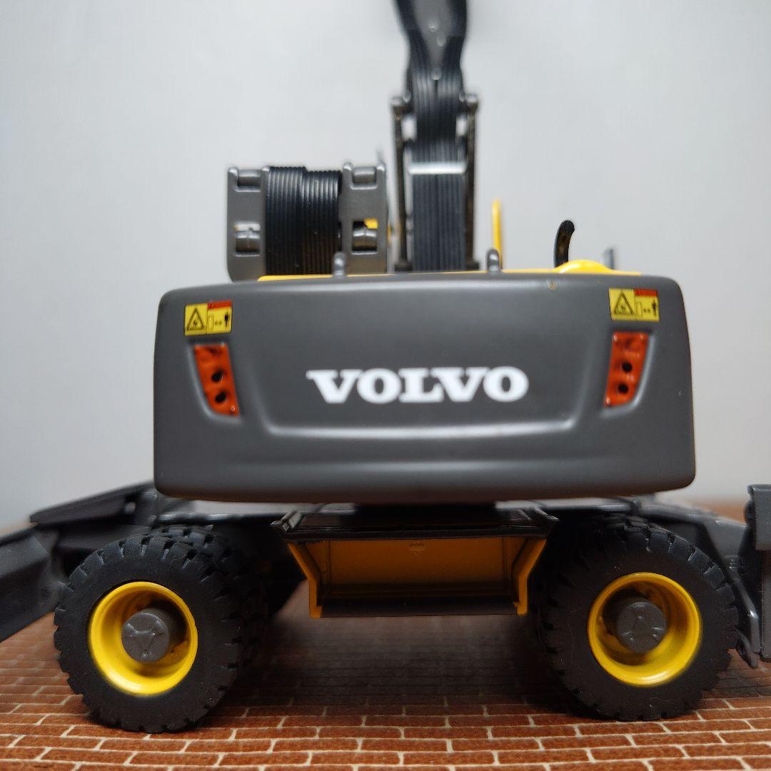 VOLVO EW180C ホイール式グラップル ボルボ NZG 1/50