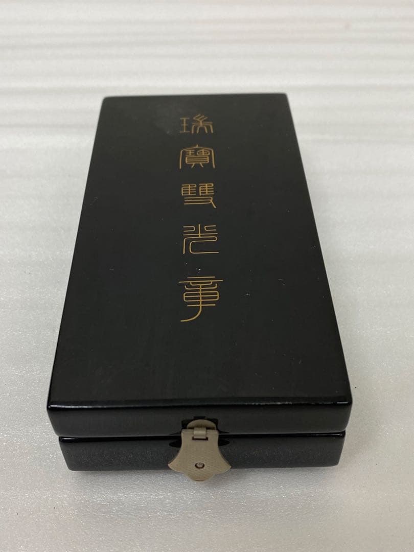 3-3080 勲章 徽章 褒章 バッジ 瑞宝双光章 ケース付き