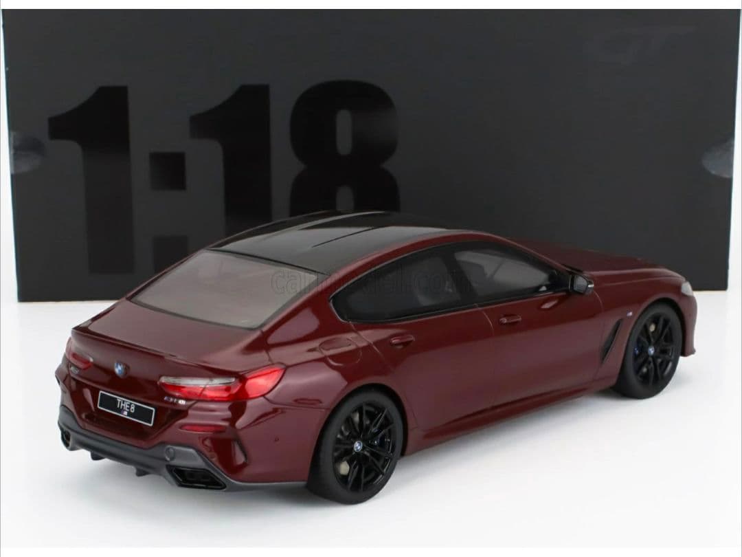 GT Sprit　 8シリーズ　1/18　京商　ミニカー　オートアート