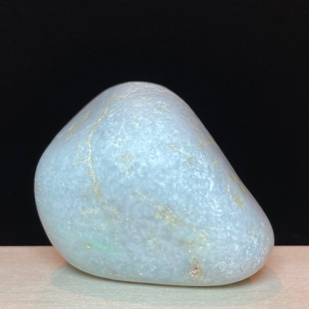 糸魚川翡翠　白×ミントグリーン　海中翡翠　翡翠輝石　原石　141.9ｇ