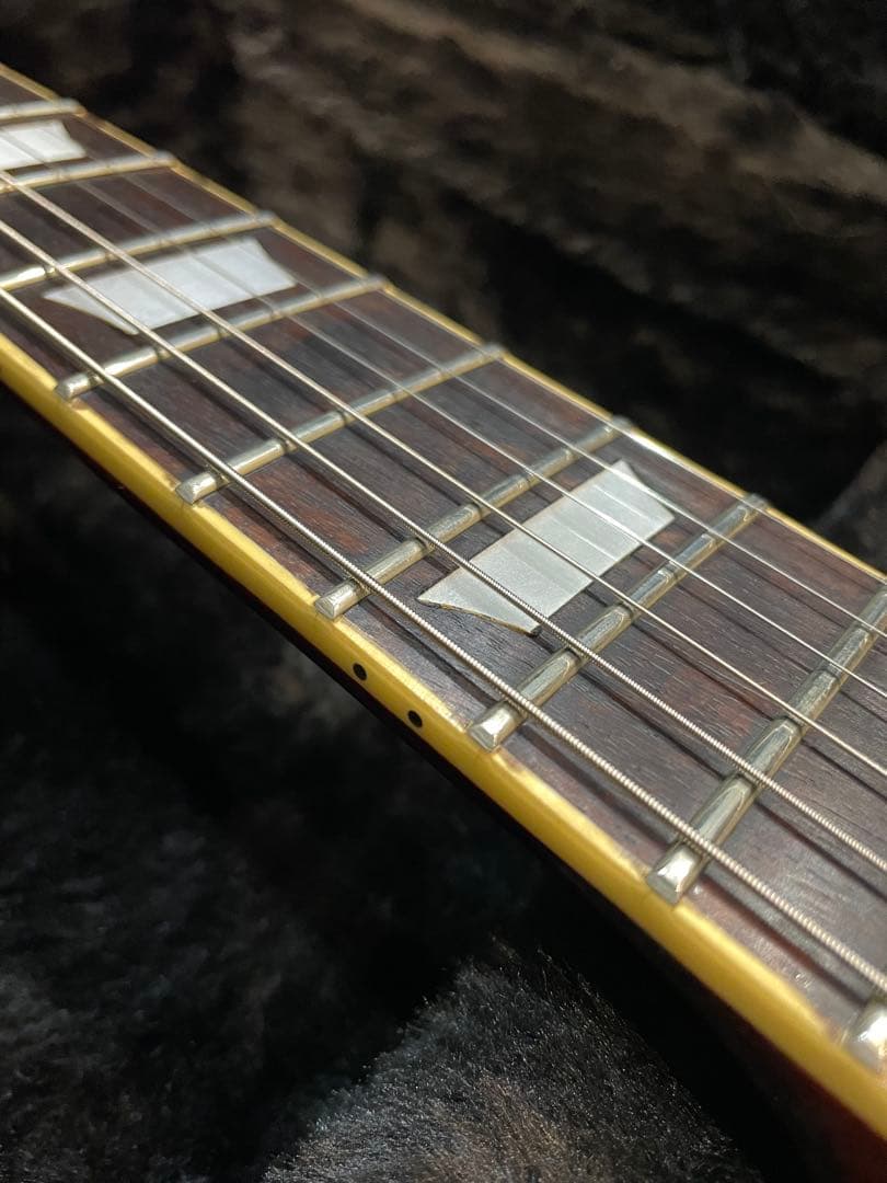 t*4様 レスポールスタイル　詳細不明