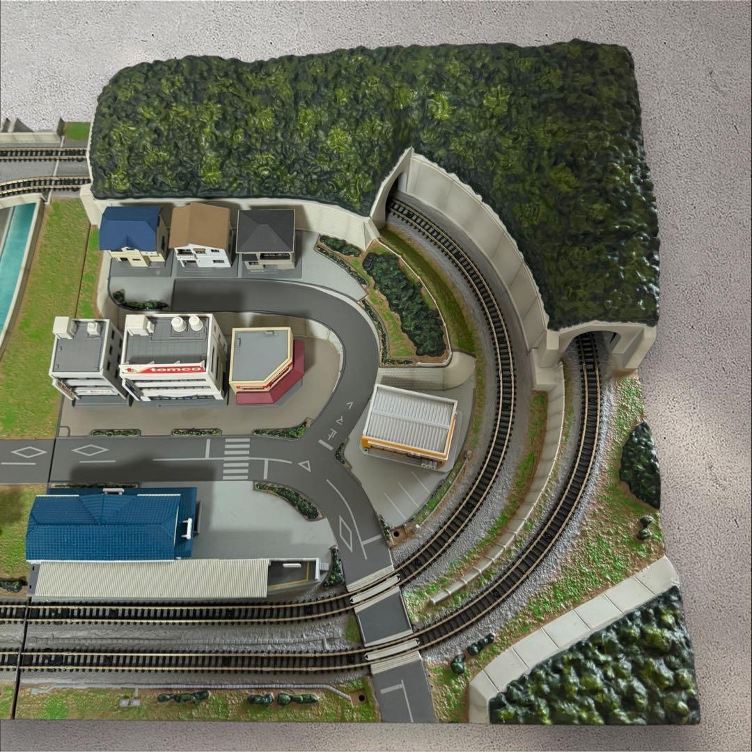 東京マルイPROZ完成ジオラマコース基本セットZゲージ精密鉄道模型付属品あり