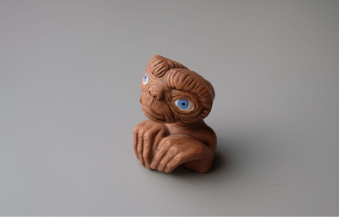 E.T. フィギュア 陶器 ヴィンテージ 1983 AVON フチ子 ユニバ