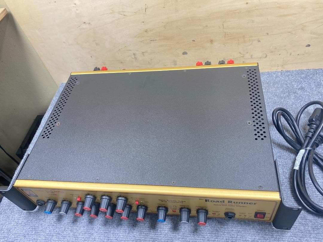 EDEN Road Runner WT-600 ベースアンプ ヘッド