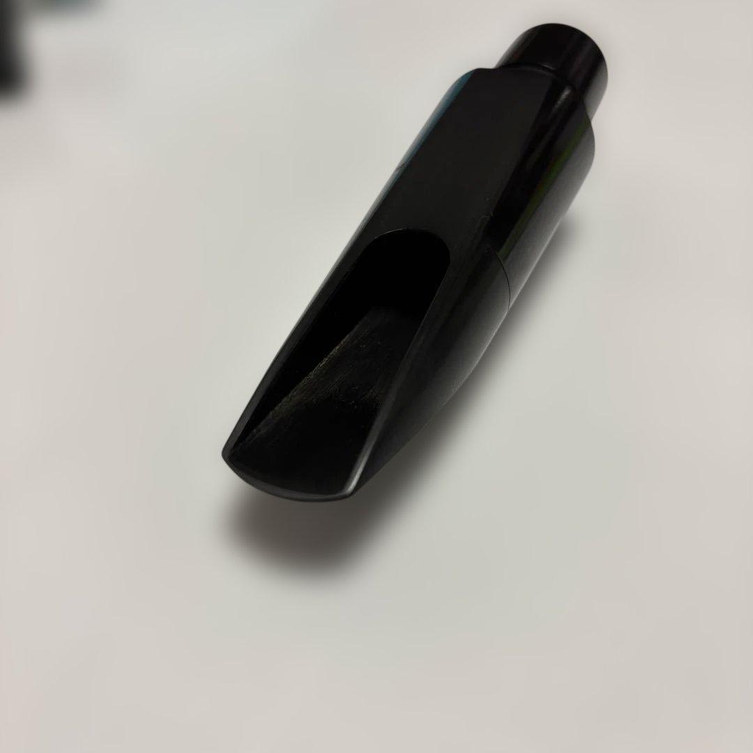 ルソー バリトンサックスマウスピース 5R リガチャーキャップ付き