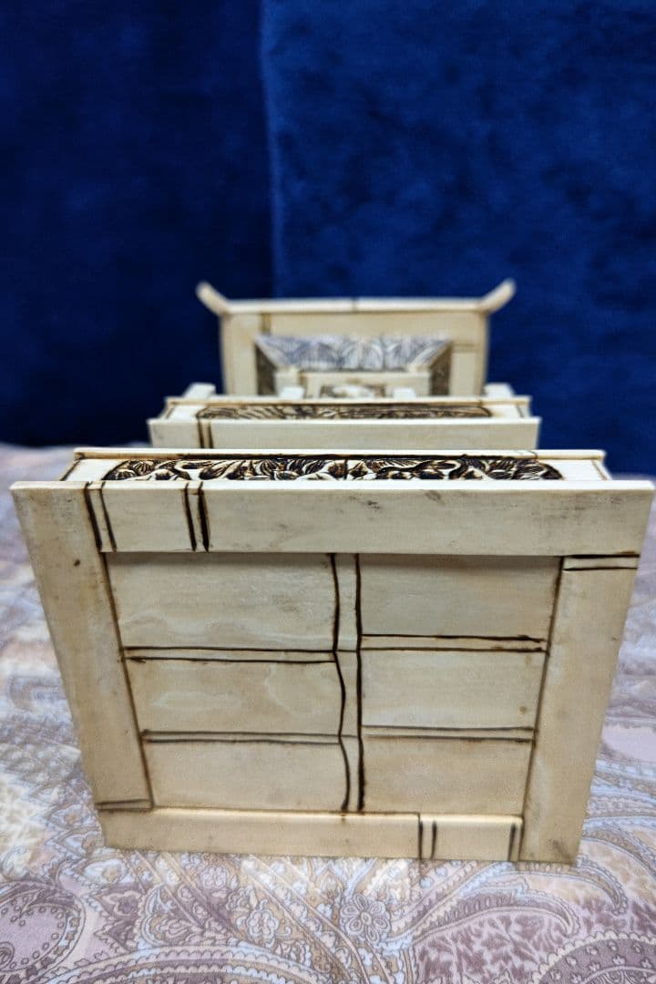 象牙風置物