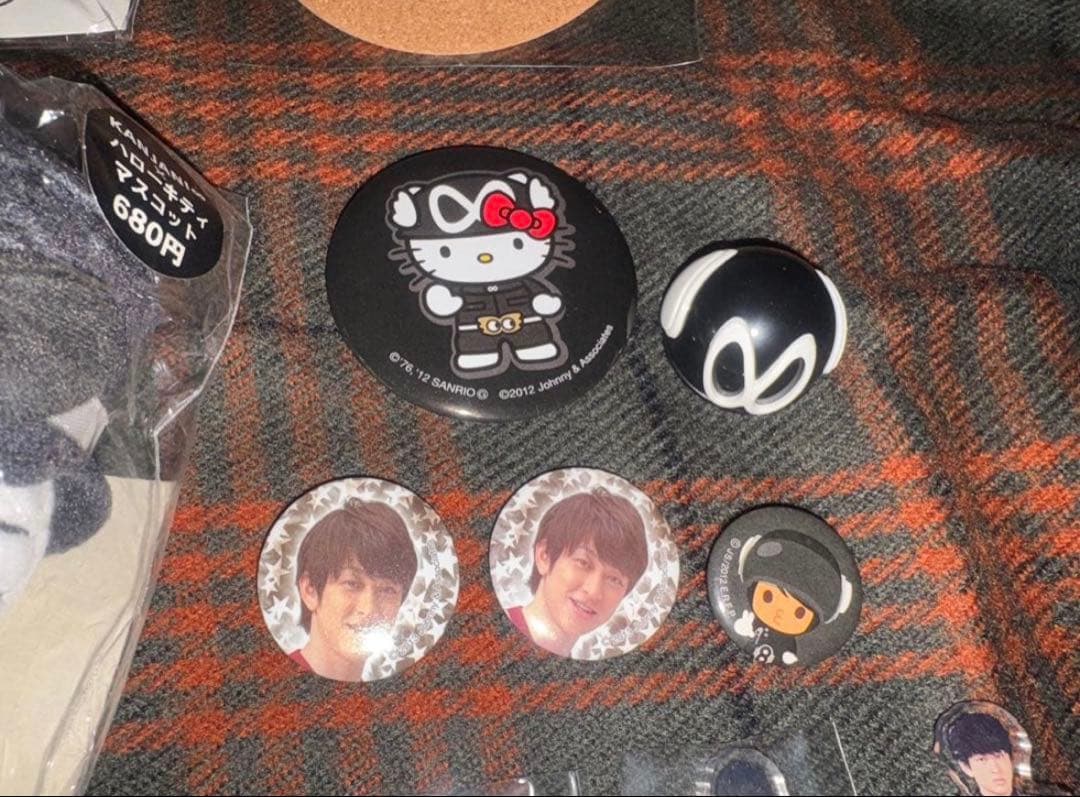 横山裕　ちびぬい　キティ　アクスタ　マジバン　SUPEREIGHT
