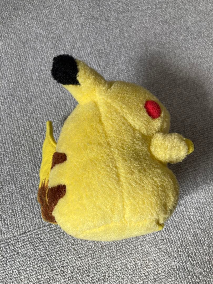 初代　ピカチュウ　ぬいぐるみ　TOMY