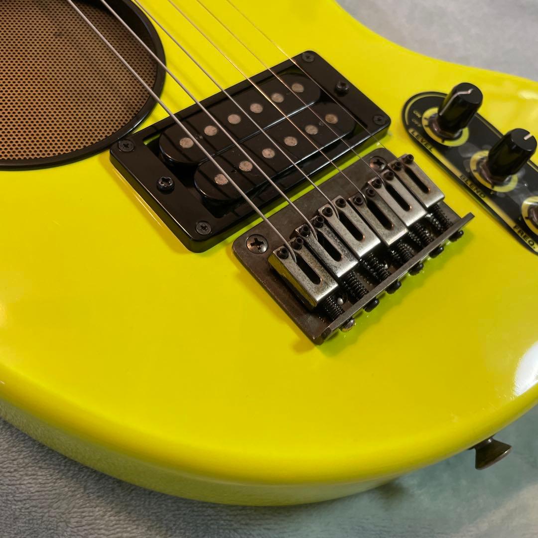 ZO-3 テルミン仕様（アンプ内蔵エレキギター）フェルナンデス