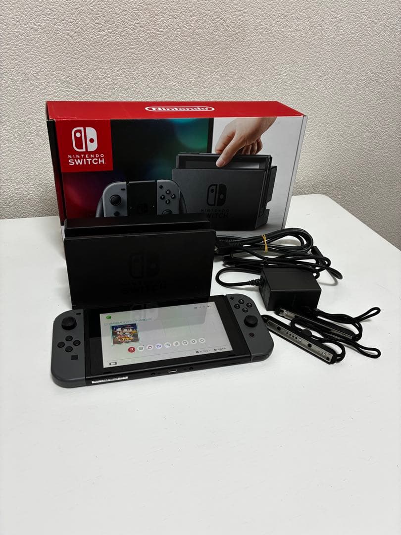 【美品】ニンテンドー スイッチ グレー 本体