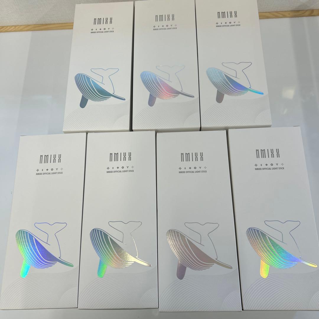 【公式】NMIXX OFFICIAL LIGHT STICK ペンライト　7個