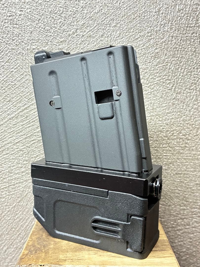 R7-32 東京マルイ GBB M4 マガジンアダプター 外部ソース仕様