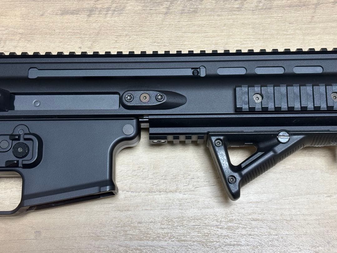 SCAR-L ブラック　東京マルイ製 次世代電動ガン