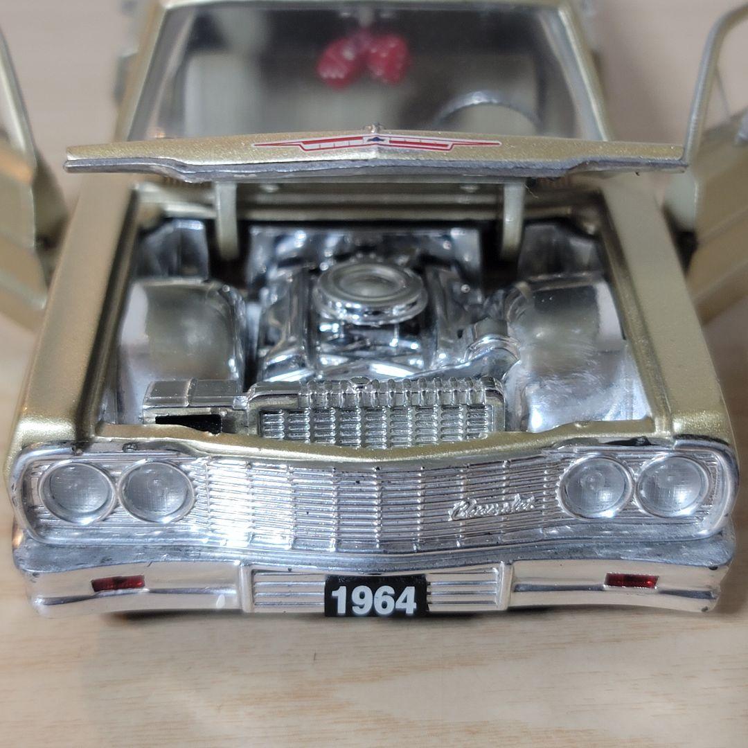 1/24 Jadatoys 64 シボレー インパラ ワゴン