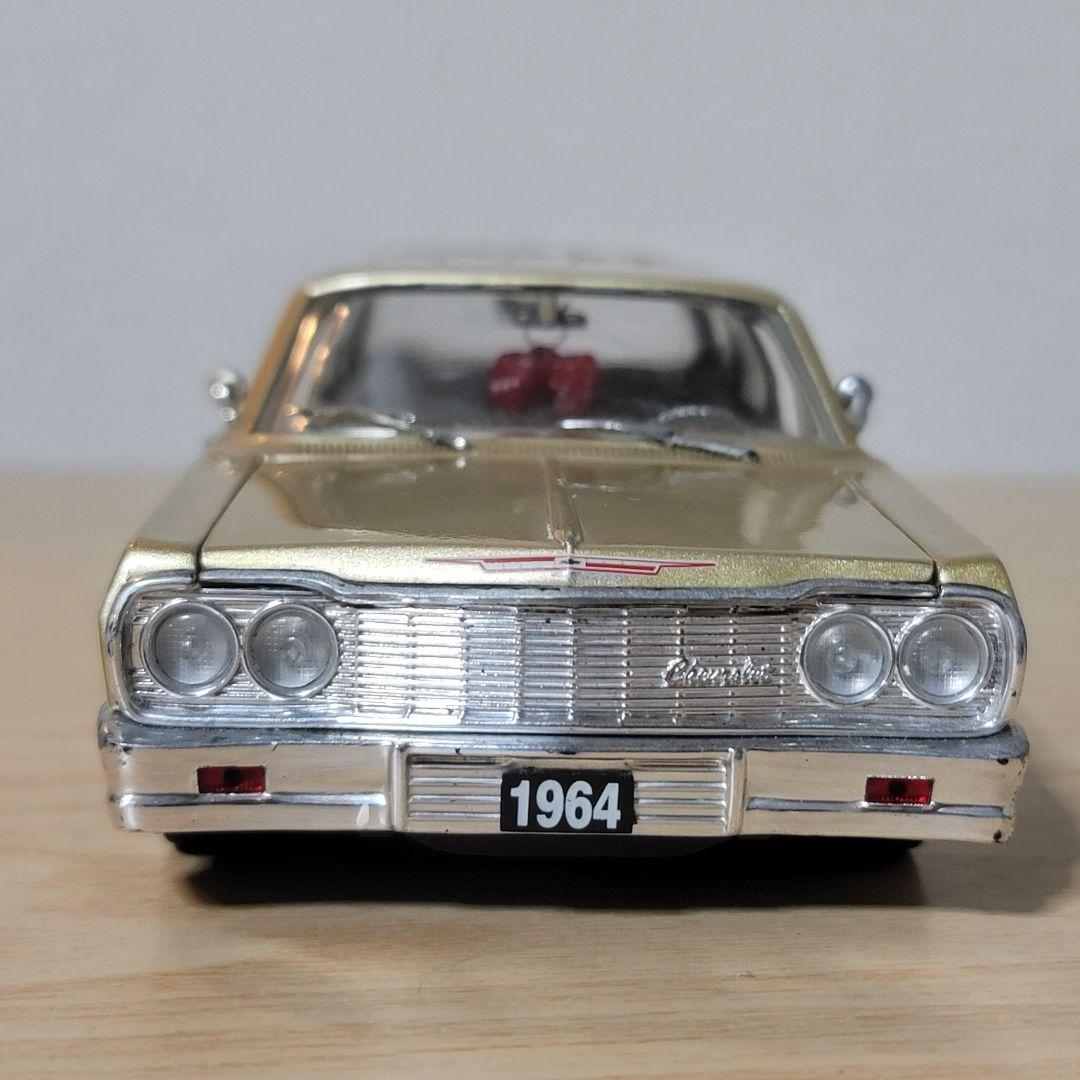 1/24 Jadatoys 64 シボレー インパラ ワゴン