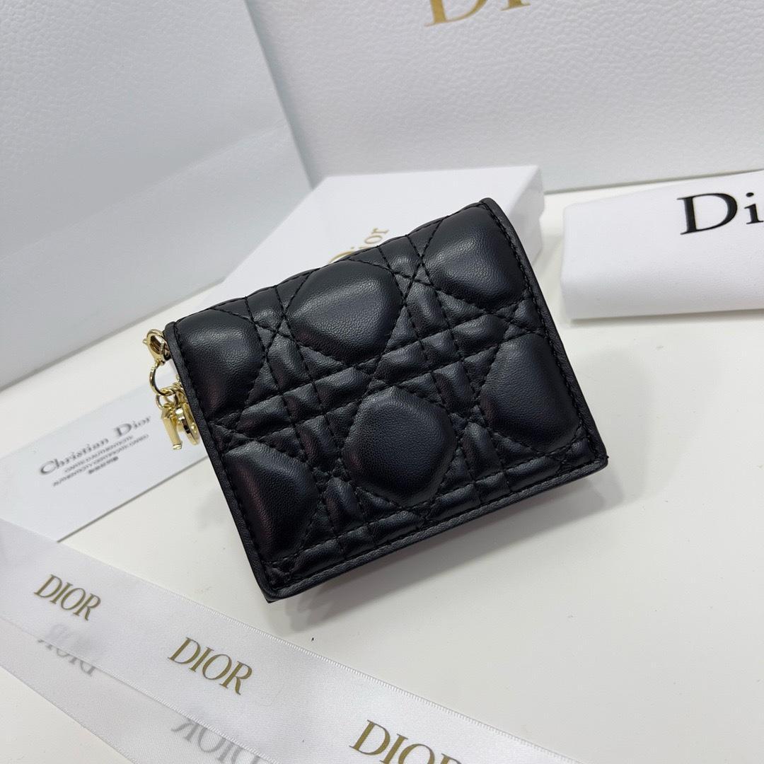 「最終価格」ブラック レザー 二つ折り財布