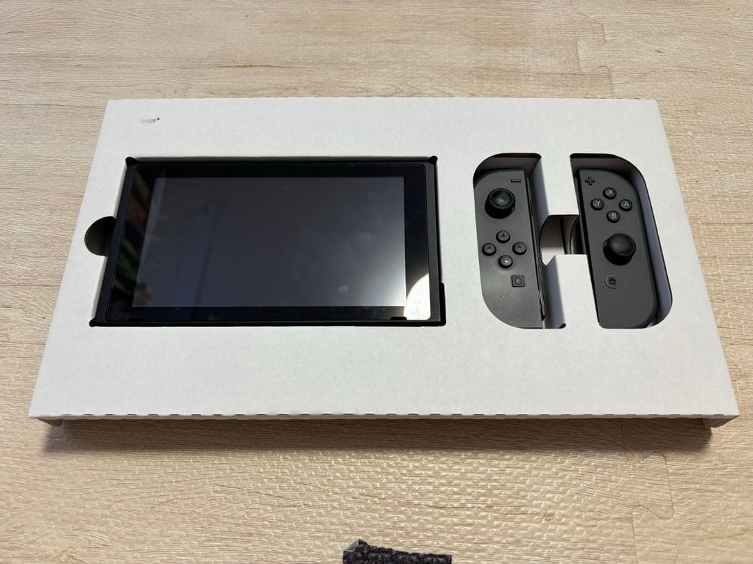 Nintendo Switch ニンテンドースイッチ　ブラック