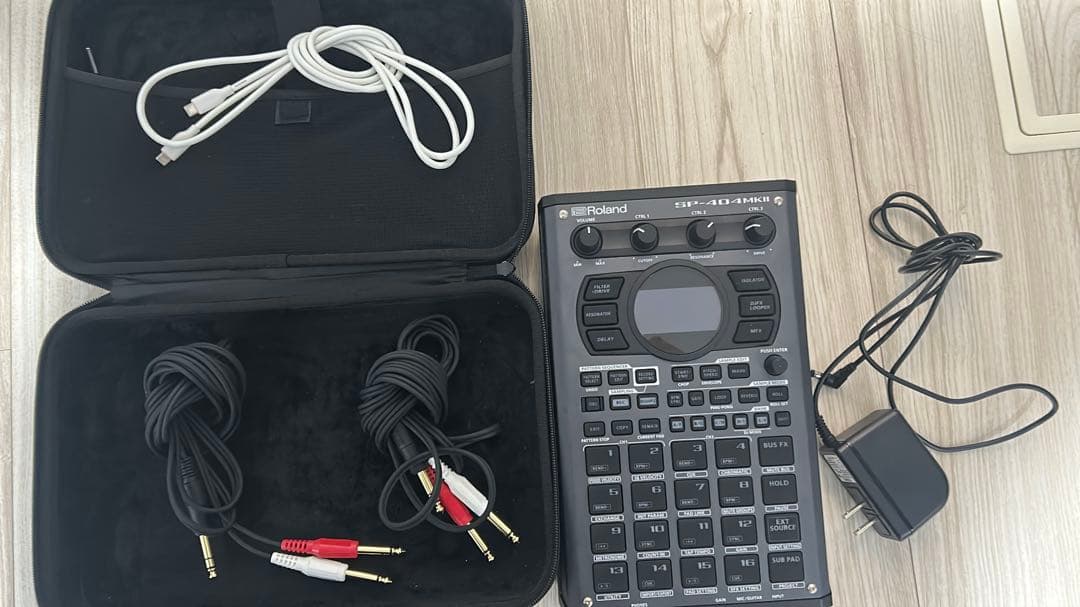 Roland sp404 mk2 サンプラー/スピーカー/ケース/ケーブルセット