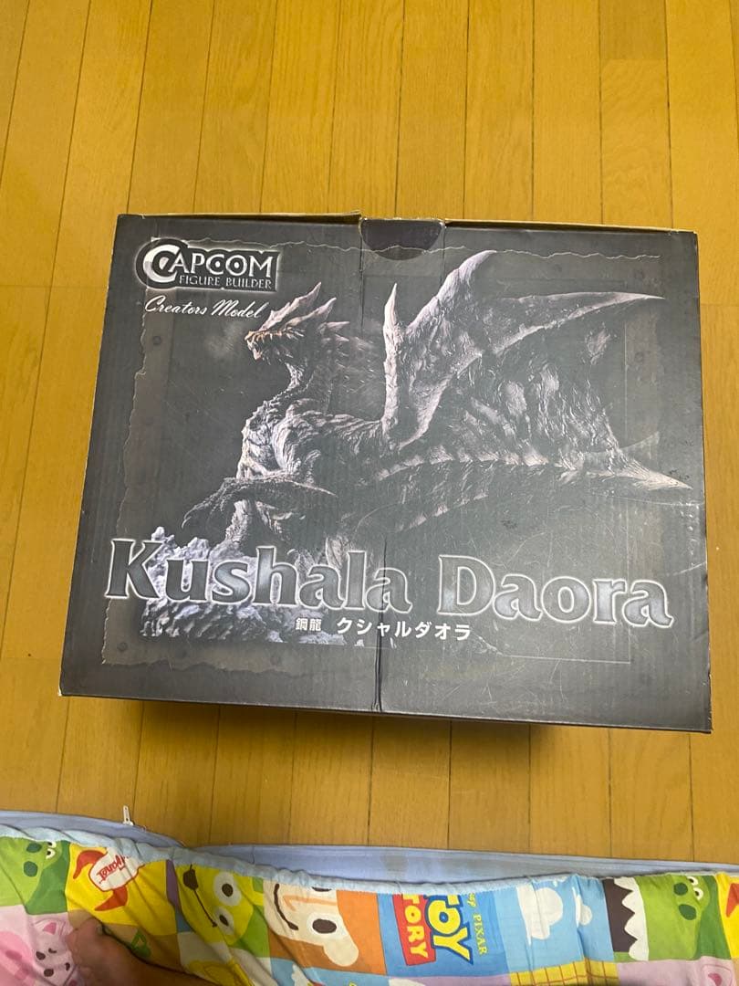 日*1様 CAPCOM モンスターハンター 初版クシャルダオラ フィギュア