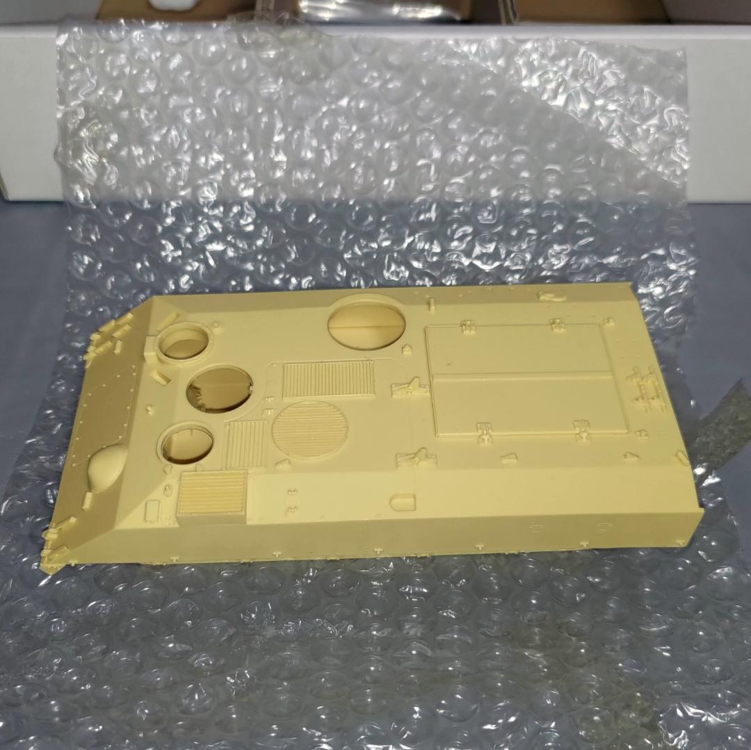 1/35 陸上自衛隊 73式装甲車 ディティールアップパーツ(ガレージキット)