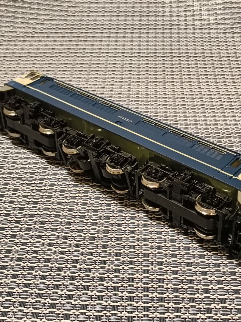 KATO 1-303 EF65 500番台 特急色 旅客用 鉄道模型 HOゲージ