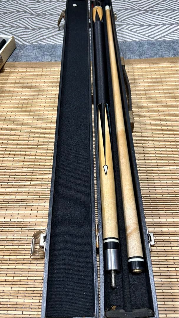 ラウンドワン　ビリヤード　2本セット