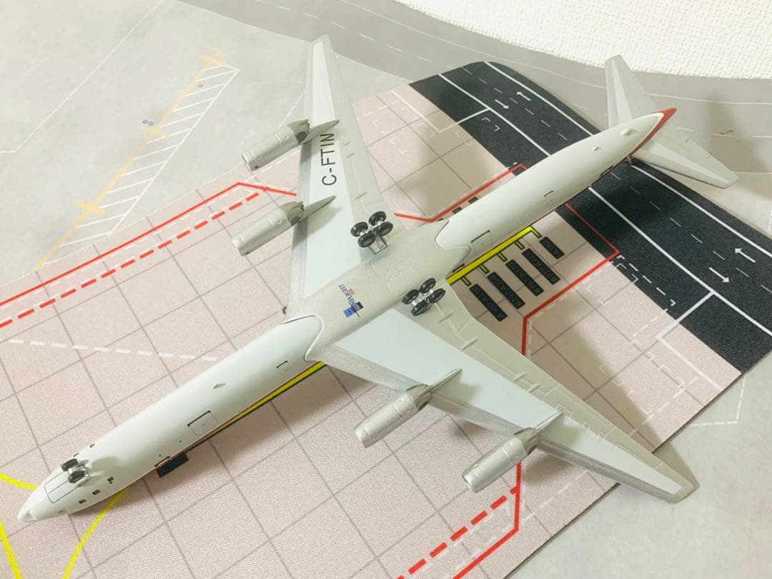 インフライト１／２００エアカナダＤＣ－８－６３金属製ダイキャストモデル完成品