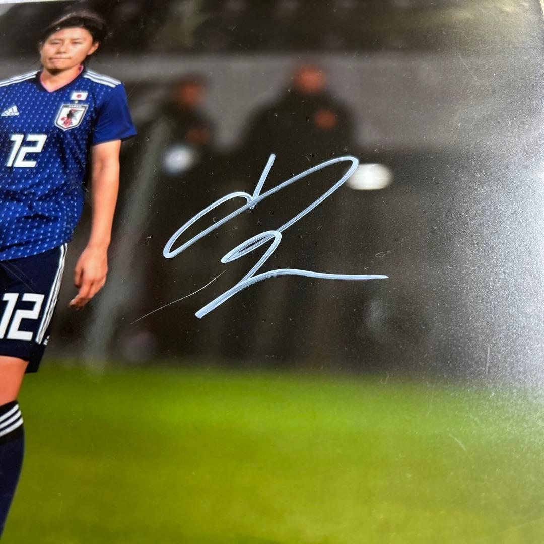 なでしこジャパン　日本代表女子サッカー　証明書付き 楢本光　直筆サイン入りフォト