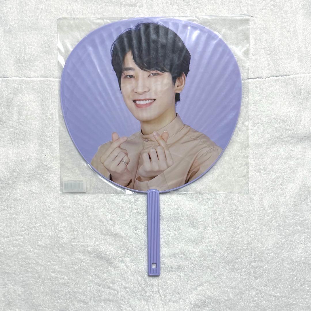 seventeen セブチ ウォヌ wonwoo うちわ まとめ売り