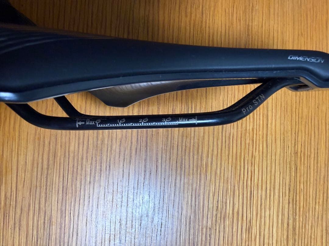 人気！Prologo Nago R5 PAS他サドルの合計3点セット乗り比べ