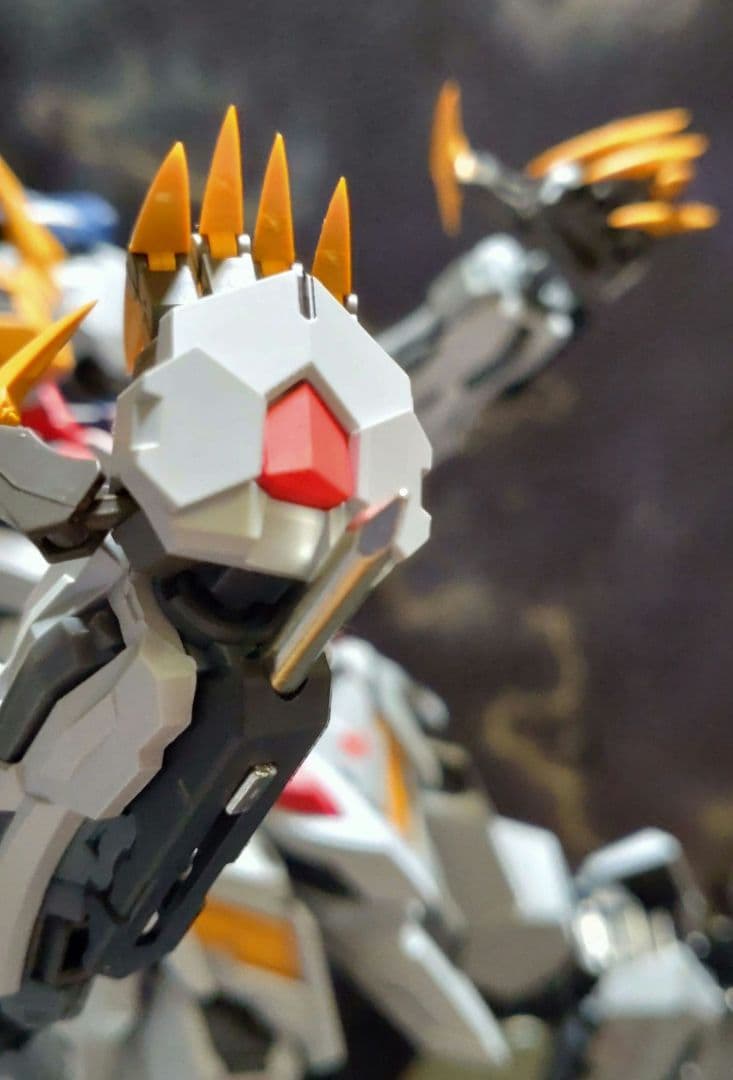 海外製プラモデル 1/100 WOLF MODEL　狼王(巣組完成品)
