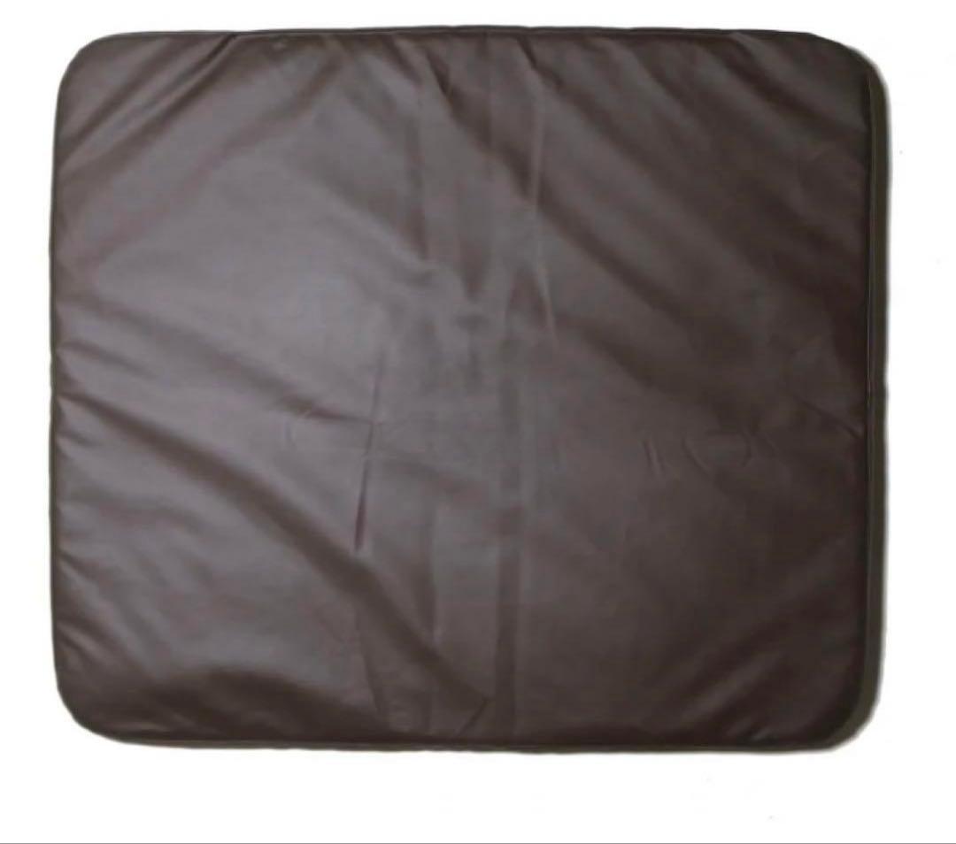 【人気品】BOMBE MAT 1P ND ver.
