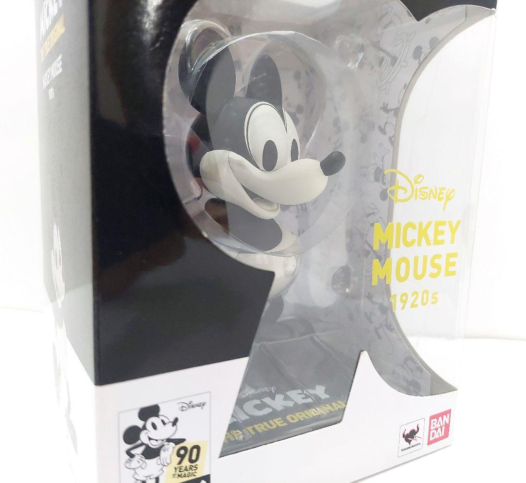 ディズニー　90year ミッキーマウス　フィギュア　３体セット