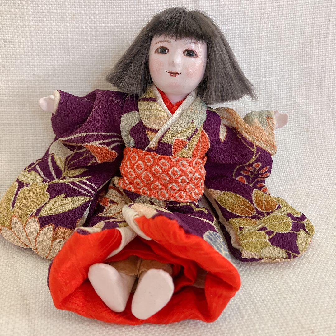 小さな市松人形