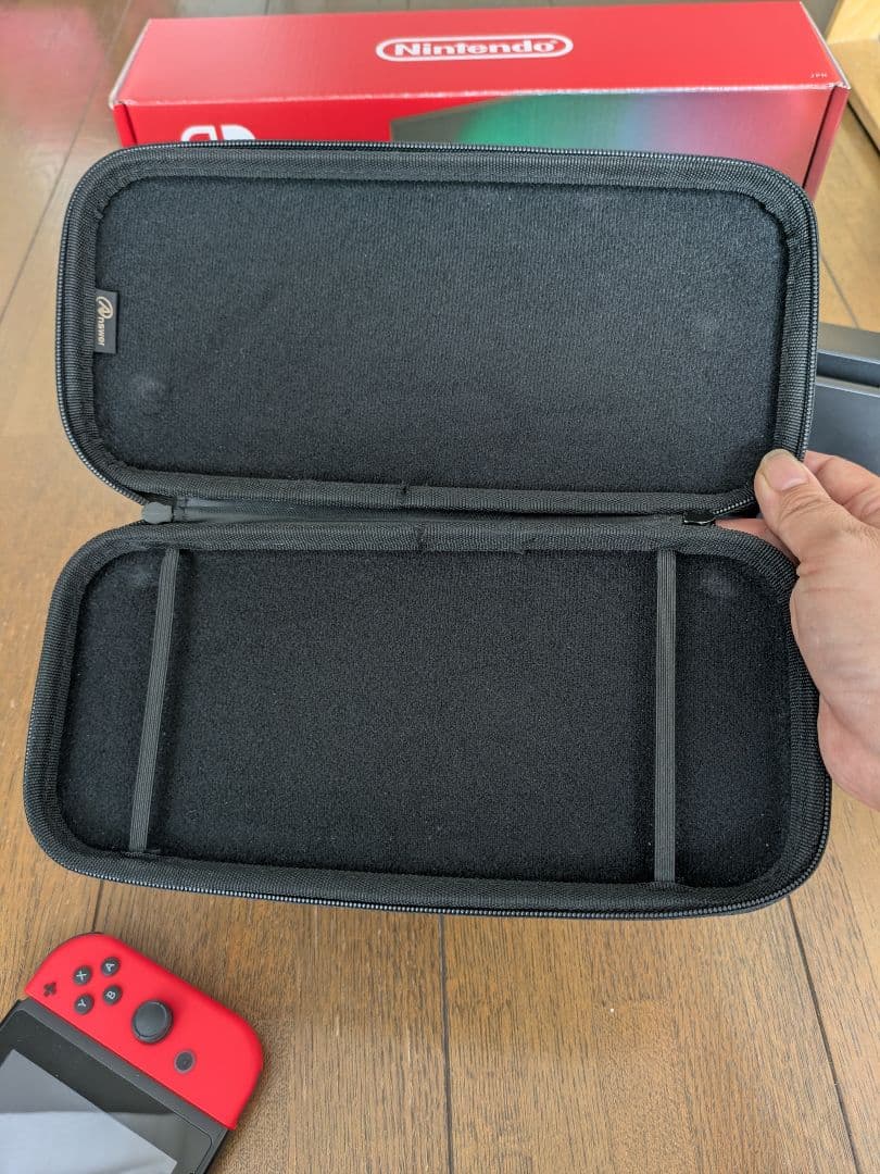 Nintendo Switch 本体　★プロコントローラー付★キャリングケース付