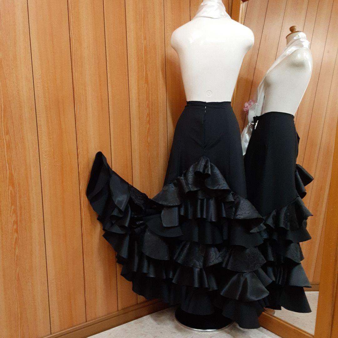 フラメンコ衣装　☆ファルダのみ　ブラックファルダ　豪華3段フリル