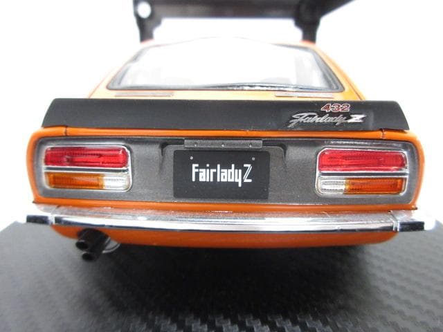 イグニッションモデル1/18 日産フェアレディZ