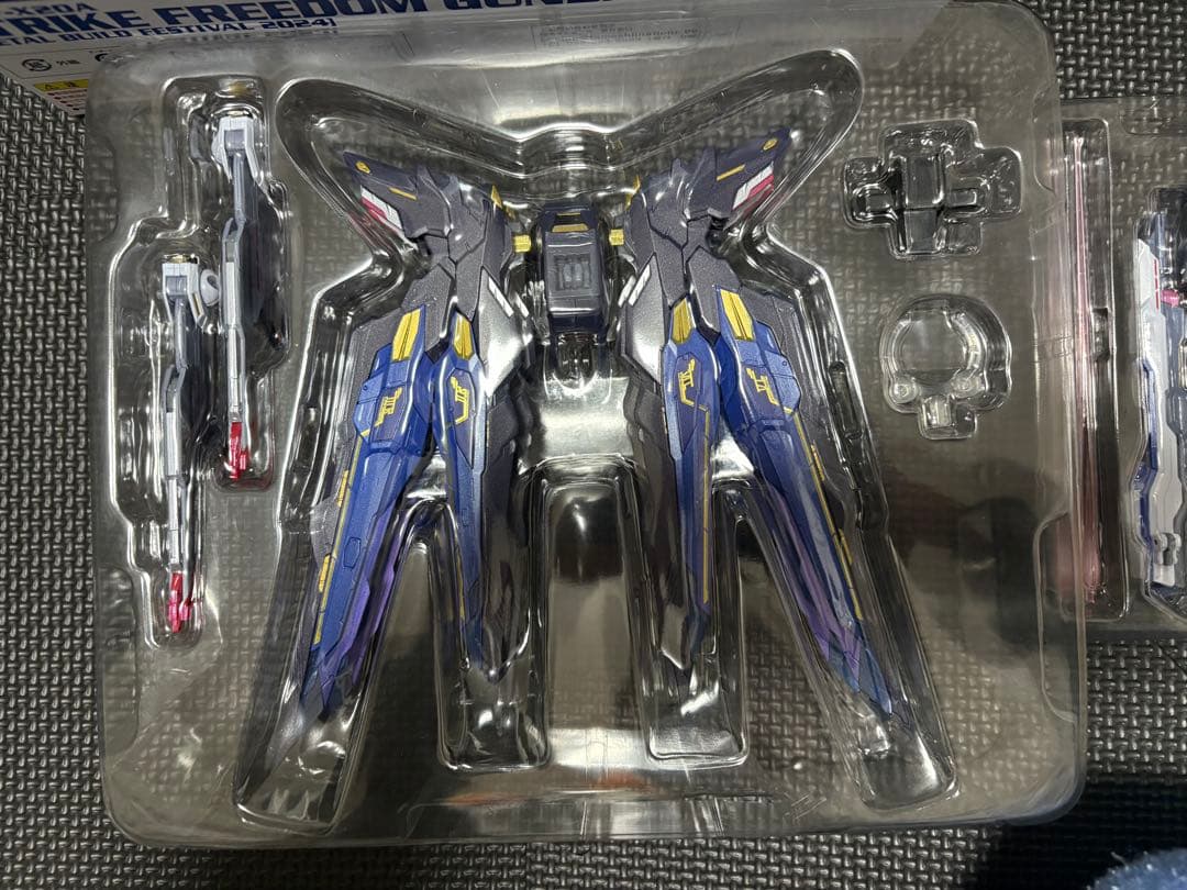 【L BUILD】ストライクフリーダム2024&光の翼【メタルビルド】