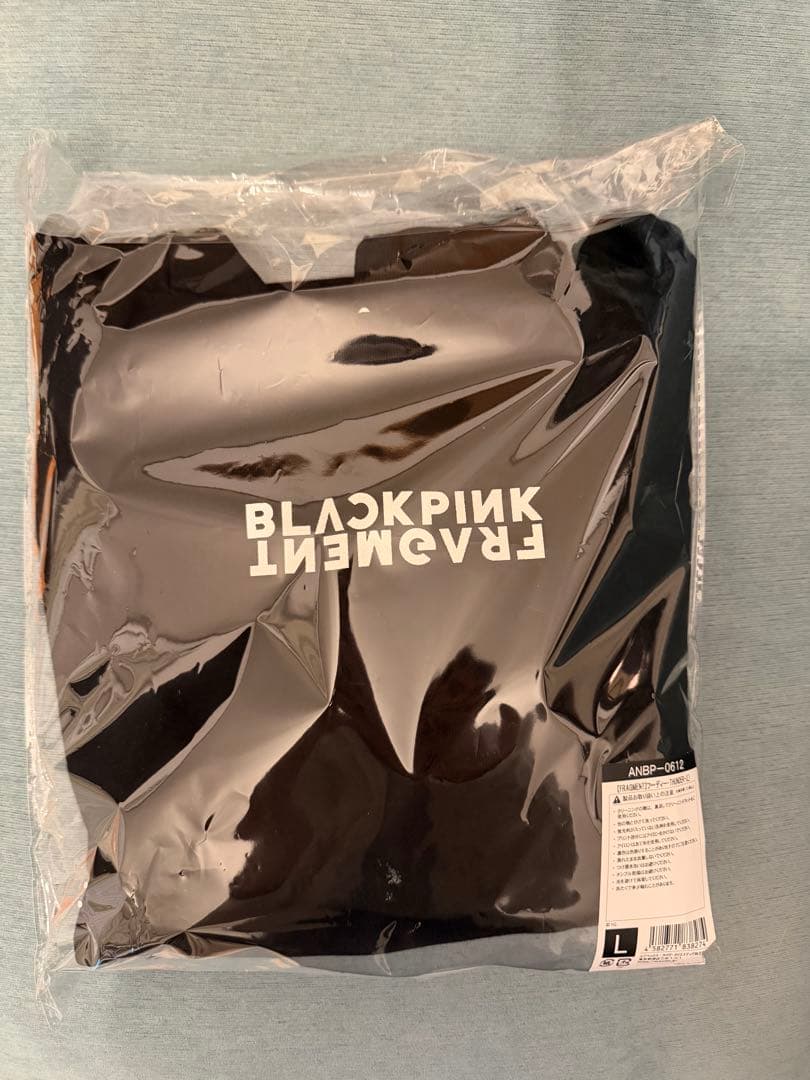 FRAGMENT x BLACKPINK フーディThunder L