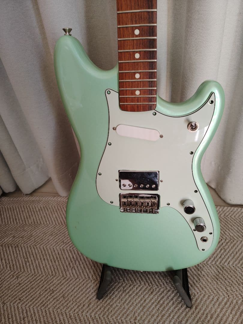 ギター Fender Mexico Duo-Sonic Surf Pearl 2018