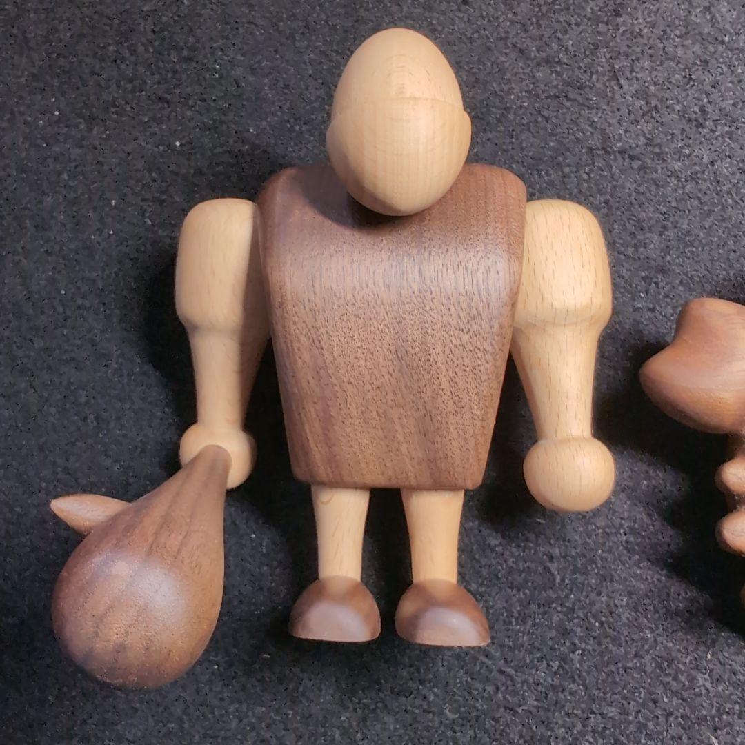 【WOODPEPE】ドアベル カニ　木製　人形　原始人Primitive 低め