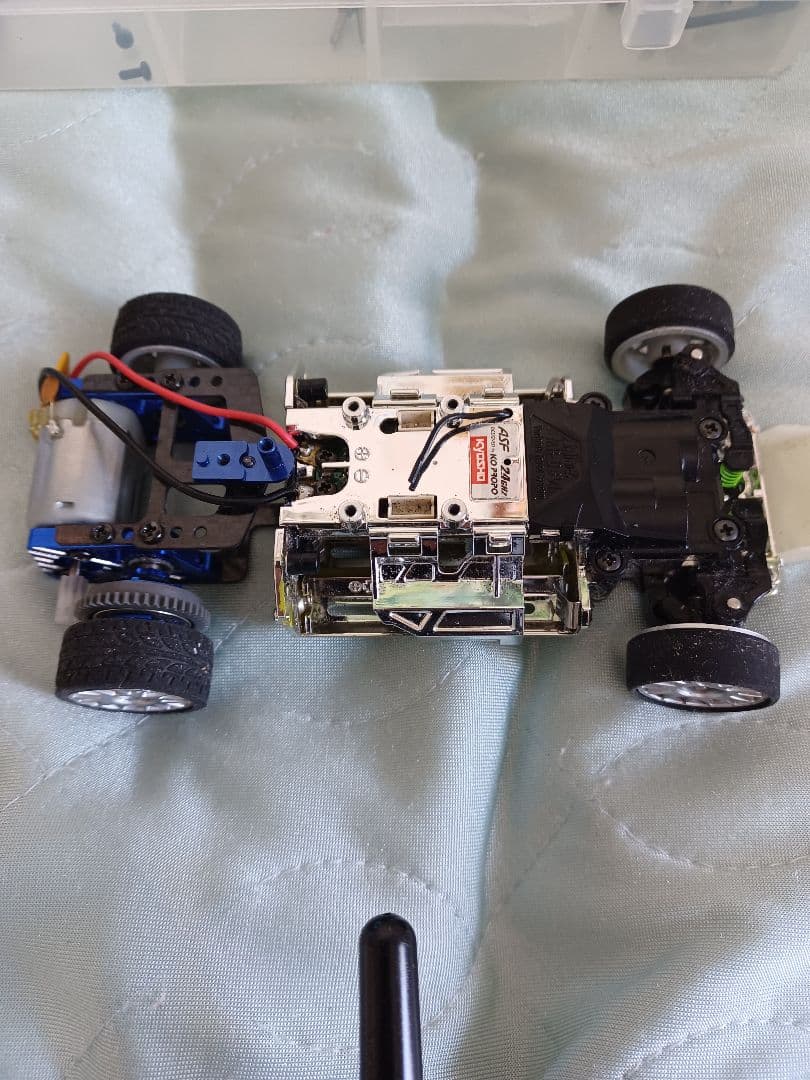 ミニッツ MR03 セット　Kyosho EX-5UR　メッキシャーシ　非売品